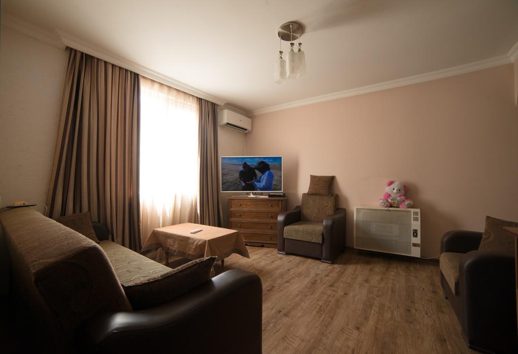 Angisa Apartment Batumi Exterior foto